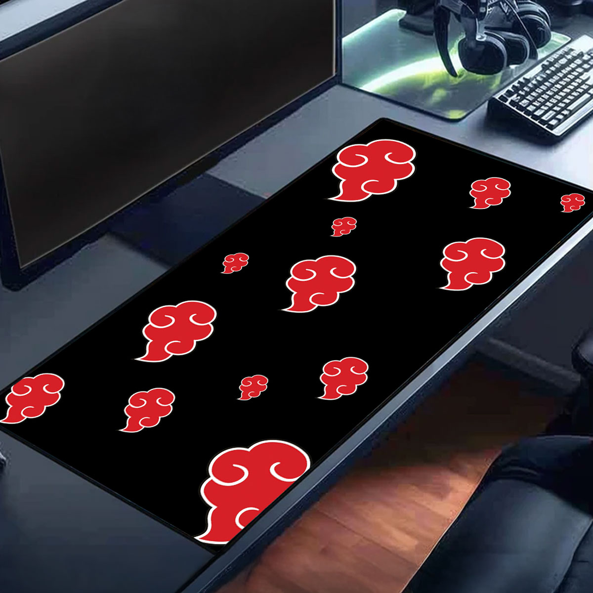 Akatsuki Red Cloud Pattern Desk Mat 4